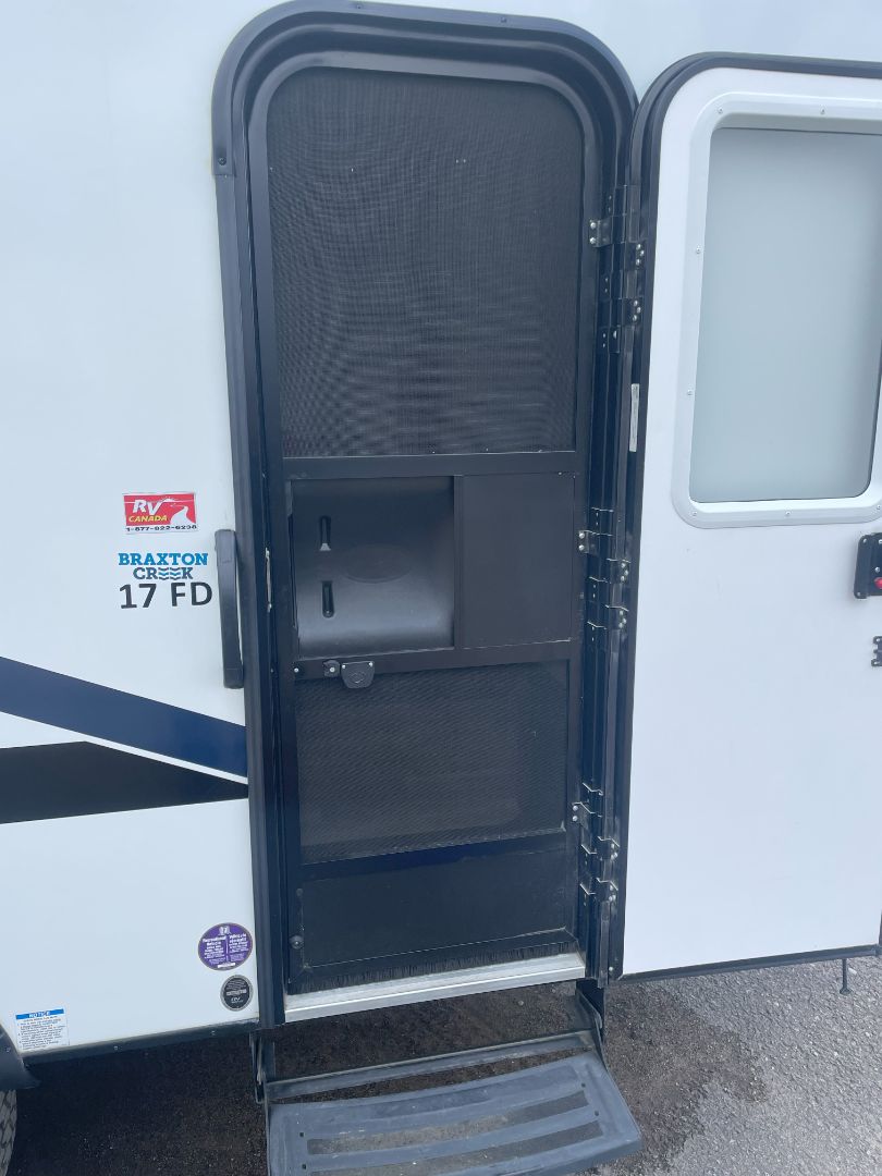 2021 Bushwhacker plus trailer FD, 18 foot