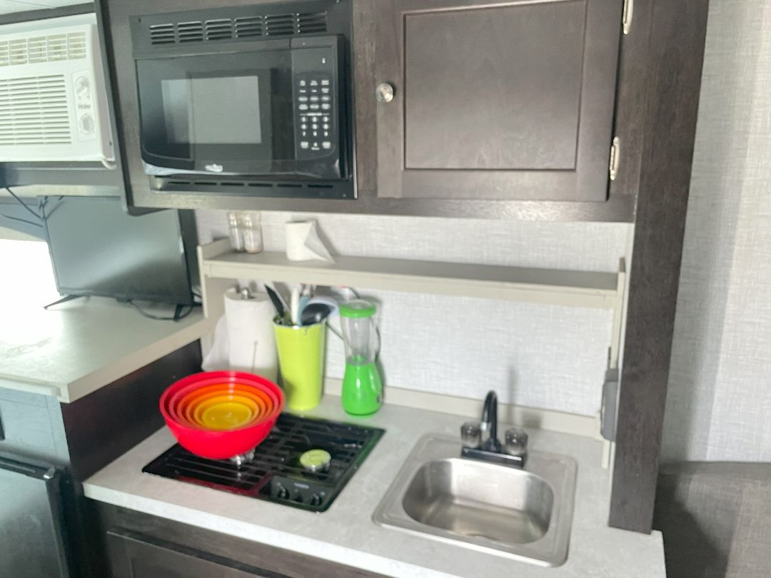 2021 Bushwhacker plus trailer FD, 18 foot