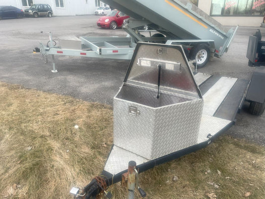 Black and Aluminum Sterling 14.4 foot trailer, 2001,