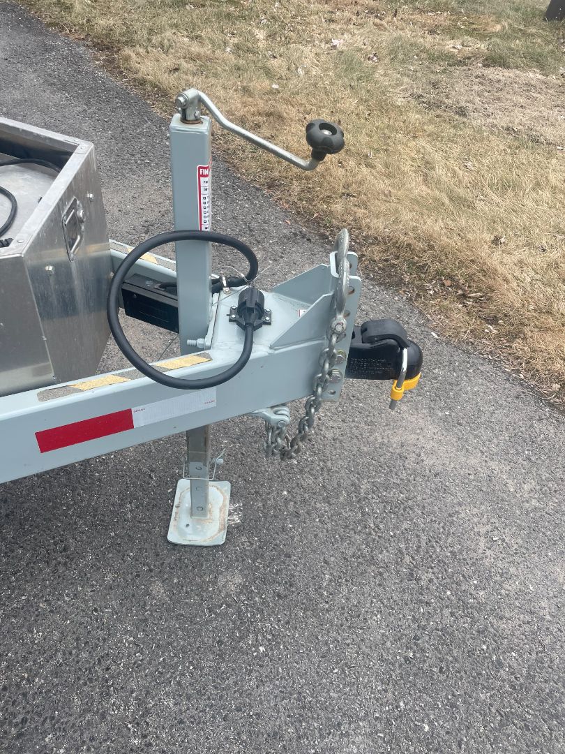 2022 Grey Southland, 14,000 lb. Tandem Axle